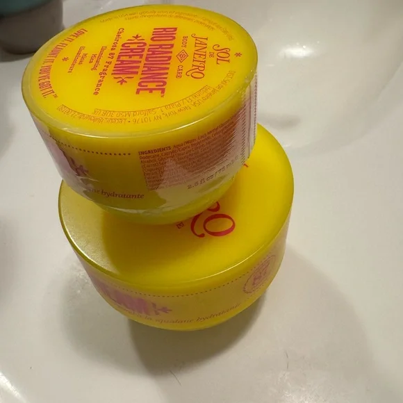 Sol de Janeiro Bright Yellow Cream Jar - Picture 6 of 7